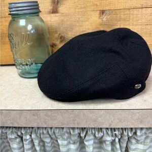 Classic Black wool pageboy hat